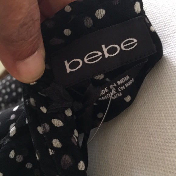 Bebe Polka Dot Off Shoulder Top Size Medium - Picture 7 of 8